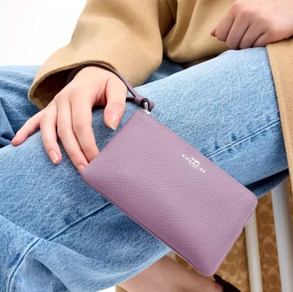 Coach Corner Zip Wristlet Silver/Jasmine CP483 - Picture 3 of 4